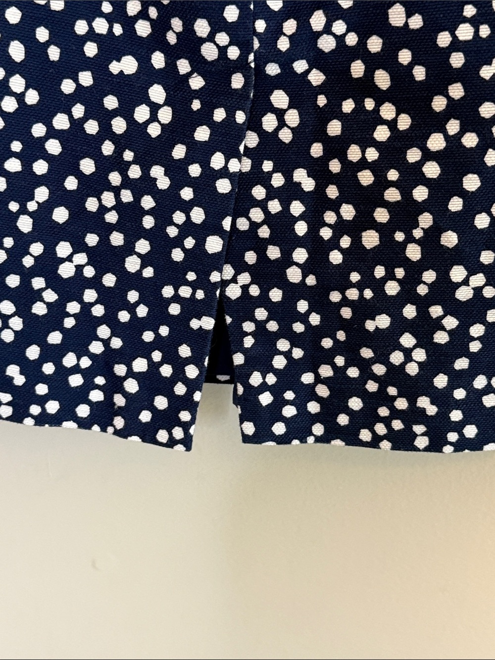 Talbots Navy Polka Dot Side-Button Pencil Skirt - Size 12 - Picture 6 of 6